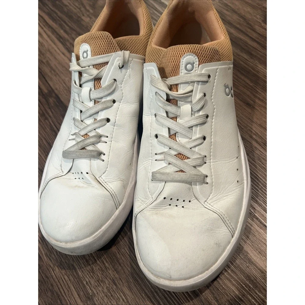 On Cloud The Roger Advantage All White Leather Shoes Sneaker Women's Sz 9